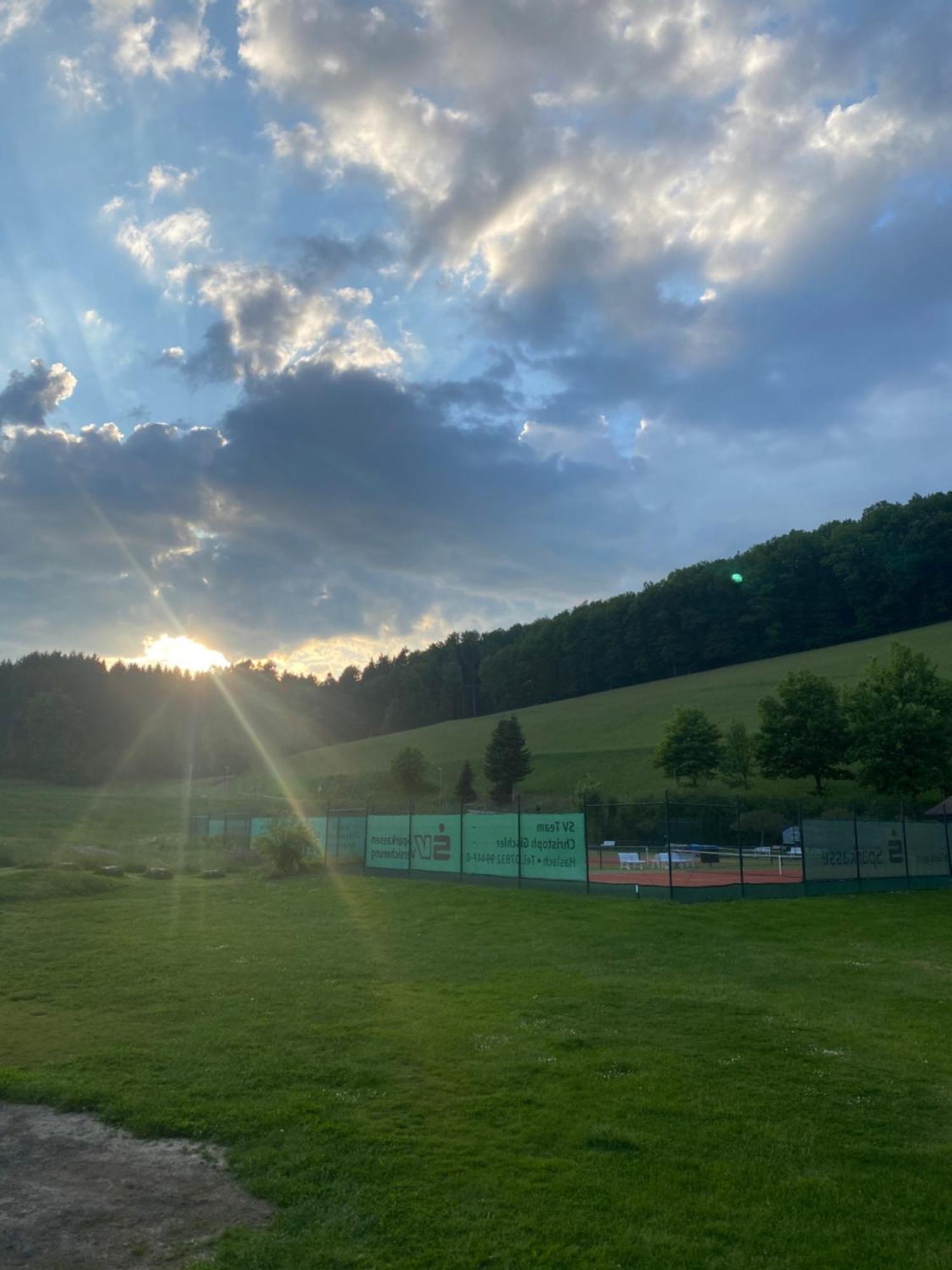 S-Chalet Camping Mit Comfort Im Schwarzwald Steinach (Baden-Wurttemberg) Exterior foto